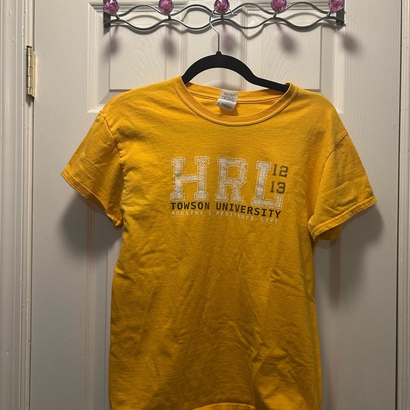 Towson University Yellow T-Shirt - Picture 2 of 4